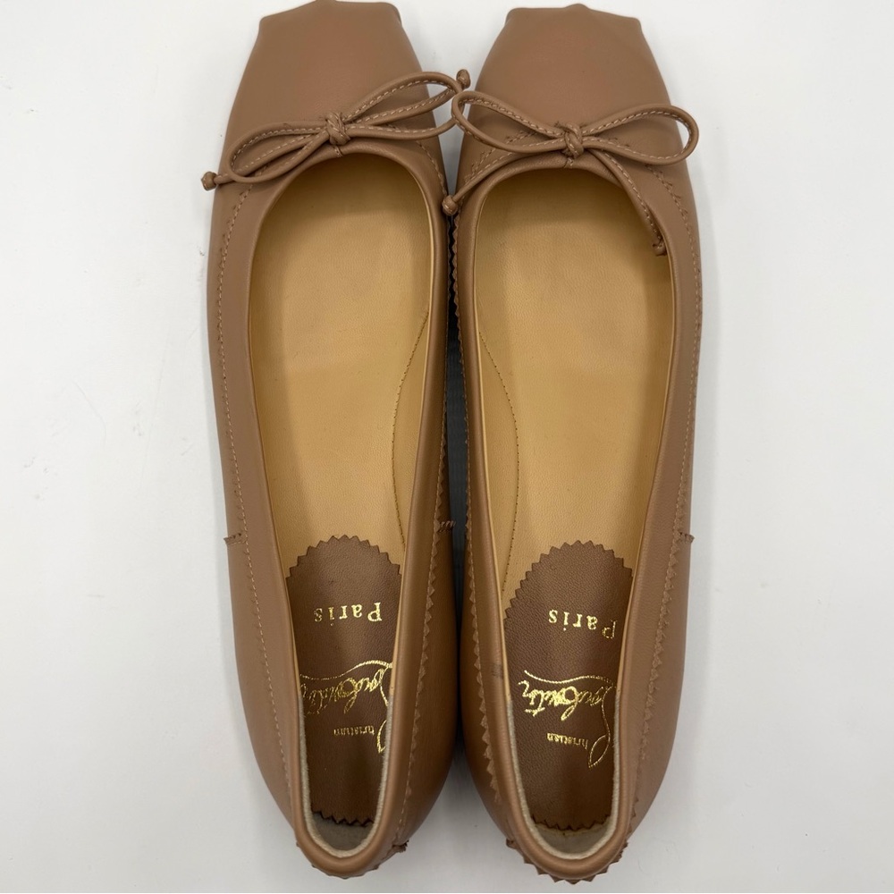 NEW Christian Louboutin Red Bottom Beige Leather Mamadrague Ballet Flats EU 37.5